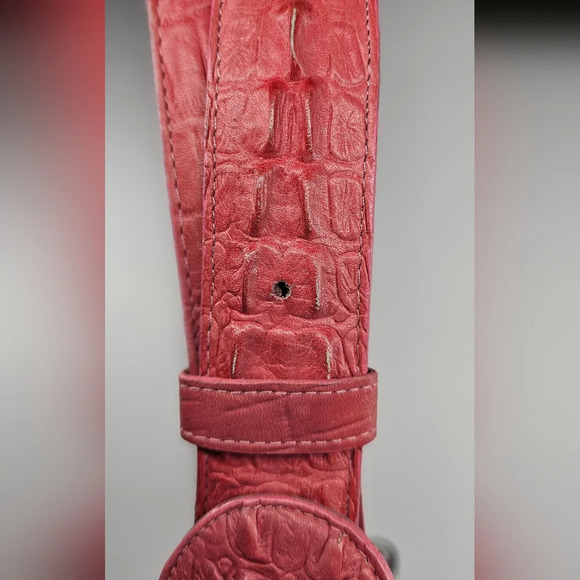 PINK Genuine Leather Belt Raised Crocodile Pattern Oval Buckle Sz 38 - Picture 4 of 6